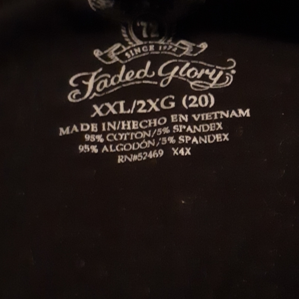 Tank Tops - Picture 3 of 5